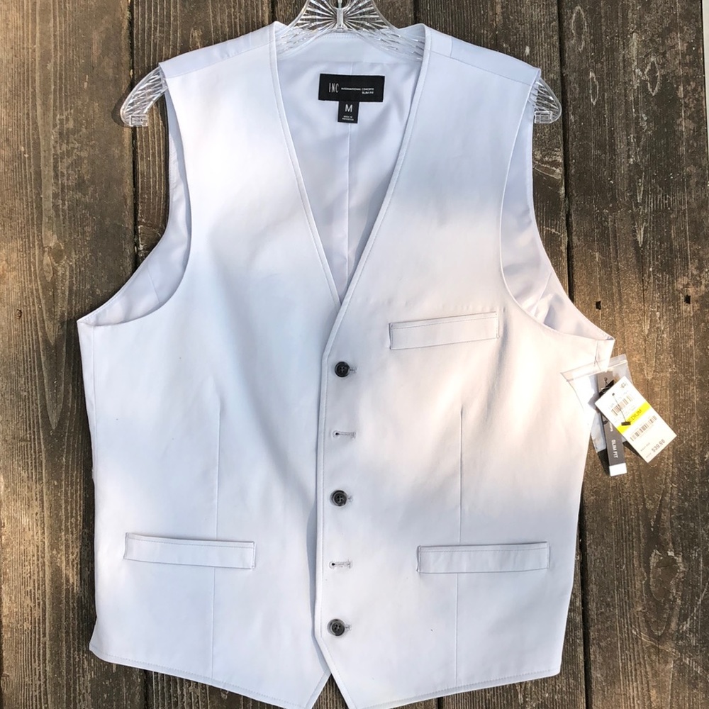 INC slim fit men’s vest